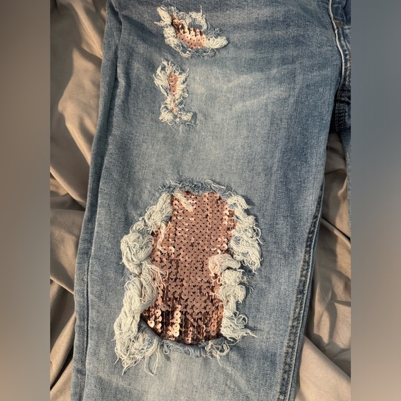 EUC K Jordan distressed jeans size 14 with gold sequins. - Picture 6 of 9